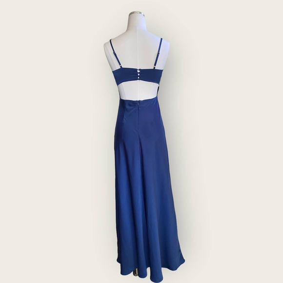 NWOT Divine Romance Navy Blue Satin Backless Maxi Dress - Picture 9 of 10